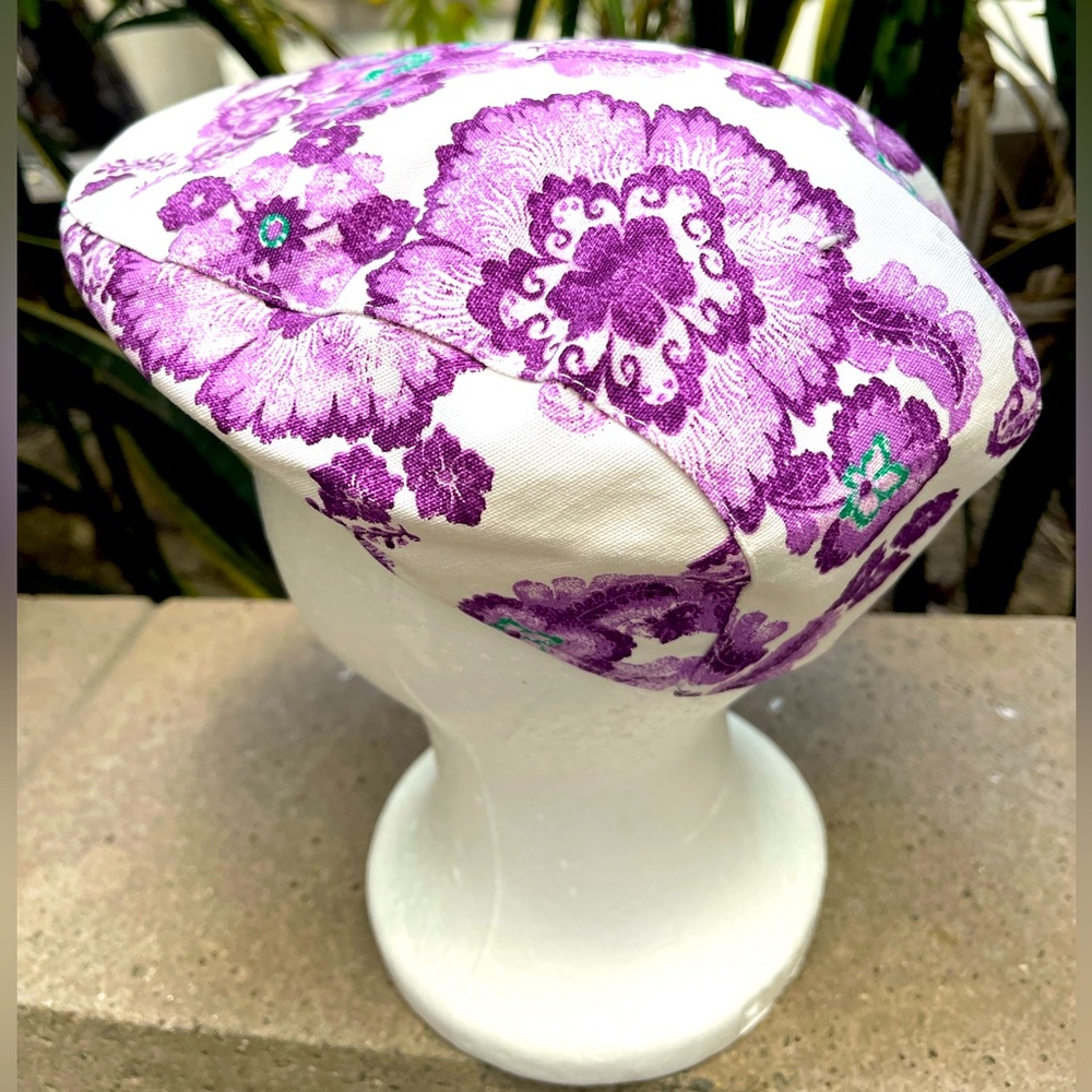 *Authentic! BURBERRY Floral Newsboy Cap Hat - Purple White COA